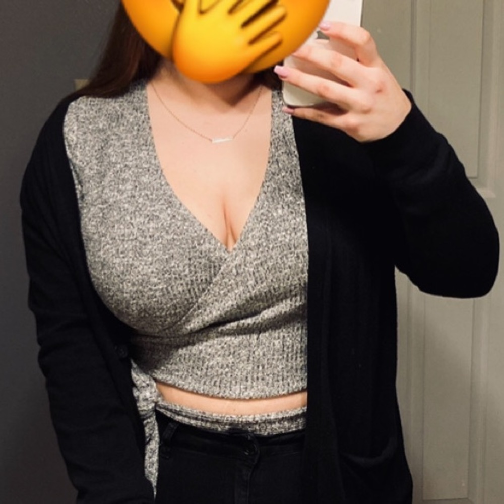Garage crop wrap tie top